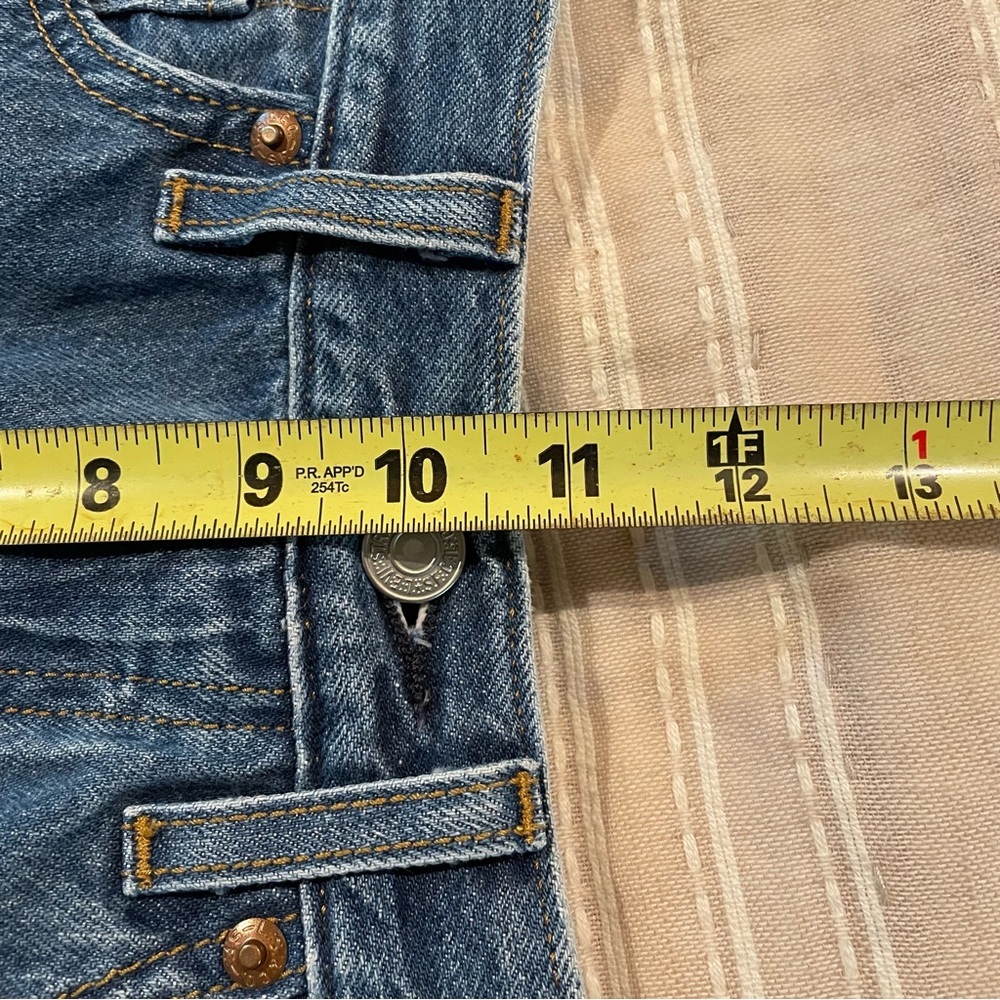 Levi’s Wedgie Straight Leg High Rise Button Fly Jeans 28 - Picture 11 of 12